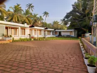Golden Sands Resort, Morjim Hotels in Morjim