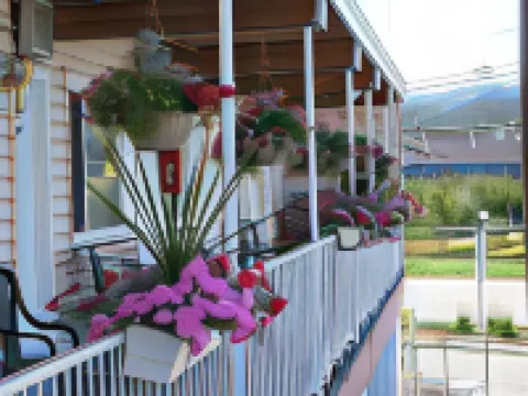 Travellers Motel Hotels in Cranbrook