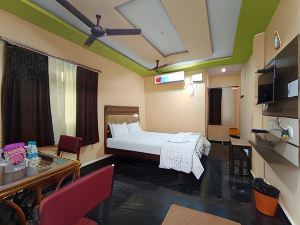 Sri Murugan Beach Paradise Hotel