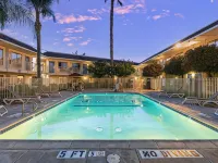 Motel 6 Temecula, CA - Historic Old Town Các khách sạn ở Temecula