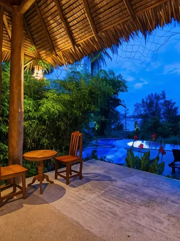 รูปภาพของทิวสน บีช รีสอร์ท