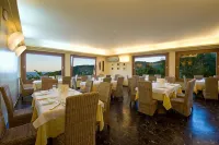 Hotel la Perla Del Golfo Hotels in Procchio