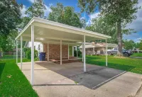 2-bedroom residential home with screened in patio.