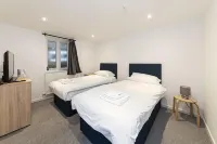 City Centre Guest House Hotels in Barnwood