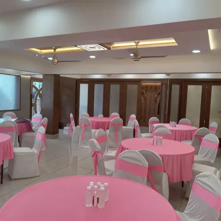 Mbg Banquet and Residency