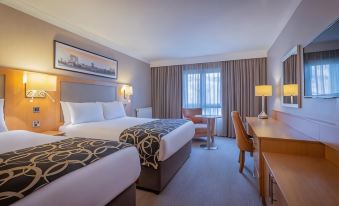 Clayton Hotel, Leeds