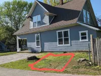 Cozy upstairs two-bedroom apartment!