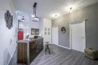 Steam House Room & Breakfast