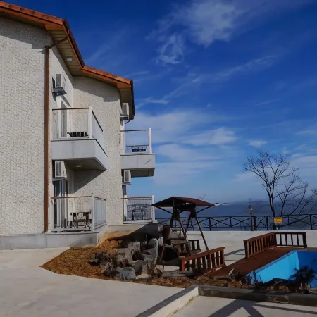 Byeonsanbando Badajeonmangdae Pension