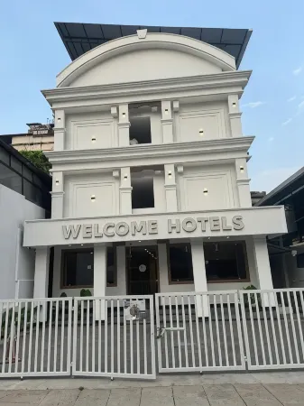 Hotel Royal Inn Отели рядом с достопримечательностью «Chill vibes only»