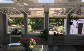 The Elizabethtown Inn