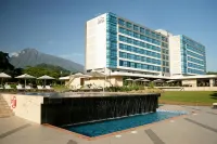 Mount Meru Hotel - Pools
