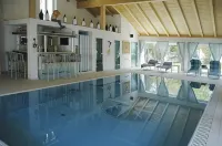 Chalet Valley Hotels in Holzkirchen