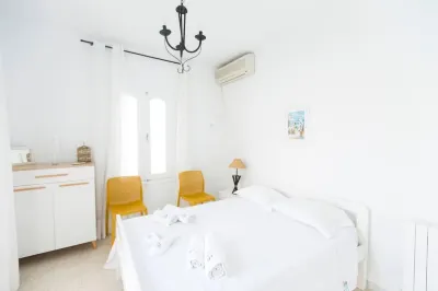 Tr s Charmante Villa Avec Piscine 5mn de la Mer Các khách sạn ở 