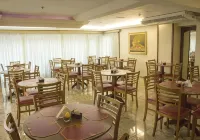 Hotel Dan Inn Express Porto Alegre - by Nacional Inn - Próximo ao Complexo Hospitalar Santa Casa - Bữa sáng