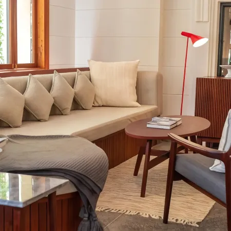 La. Chronique Hotel Отели рядом с достопримечательностью «Русский рынок»