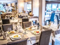 Altis Val Vert Hotels near Troika