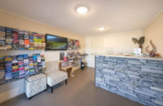 Lomond Lodge Motel & Apartments