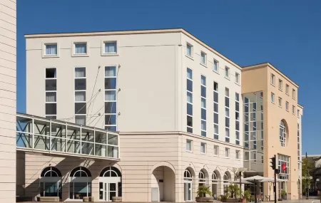 Ibis Vichy Отели в г. Лориж