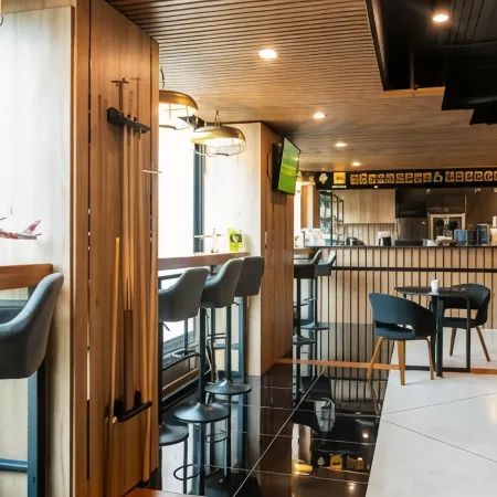 12 The Residence Hotel (Don Mueang Airport)