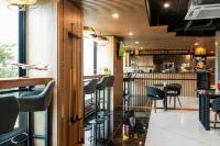 12 The Residence Hotel (Don Mueang Airport) - bar