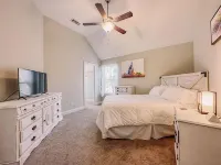 Year Round Rental! Awesome Entertainment, 4 Bedroom-2 King 2 Queen, Pet Friendly