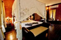 Paradise Pearl Bungalows Hotels in Phi Phi Islands
