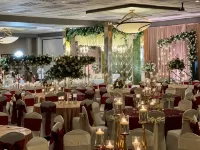 Holiday Inn & Suites Beaumont-Plaza (I-10 & Walden) Hotels in Beaumont
