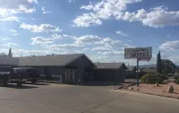 Little Daisy Motel Hotels in Cornville