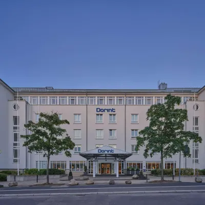 Dorint Hotel Bonn Отели рядом с достопримечательностью «Поппельсдорф»