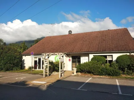 Campanile Grenoble Sud - Seyssins Отели в г. Ланс-ан-Веркор