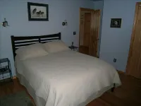 Minutes Off Parks Hwy / Riverfront on 27 Acres / Willow Creek Inn