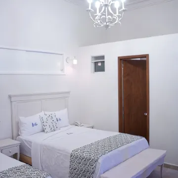 Casa Jose Maria Hotels near Acueducto