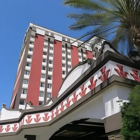 El Cortez Hotel and Casino Отели рядом с достопримечательностью «Пешеходная торгово-развлекательная аллея Фремонт-Экспириенс»