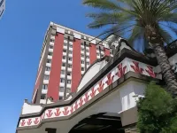 El Cortez Hotel and Casino - Mountain view