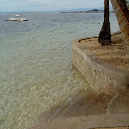 Eddie`s Beach Resort Siargao