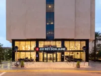 Exe Rey Don Jaime Hotels near Gulliver