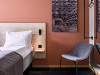Citybox Oslo Hotels near CIENS