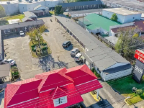 亞當斯旅館 多森酒店