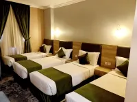 Hayah Diamond Hotel Các khách sạn gần Mái vòm Xanh