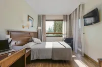 Porcel Alixares Hotels in Cenes de la Vega