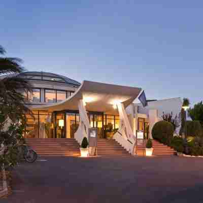 Hôtel Novotel La Grande Motte Golf Hotel Exterior