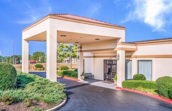 薩沃尼I-85凱藝酒店