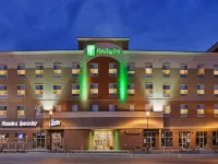 Holiday Inn 奧馬哈市中心 - 機場 埃普利机场 (OMA)附近的飯店