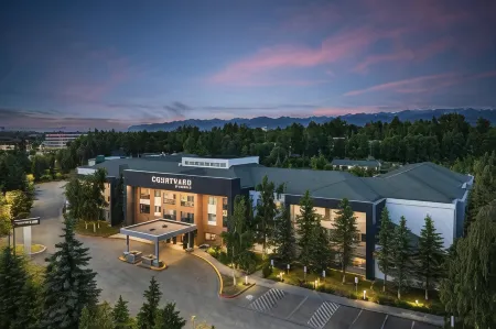 Courtyard Anchorage Airport