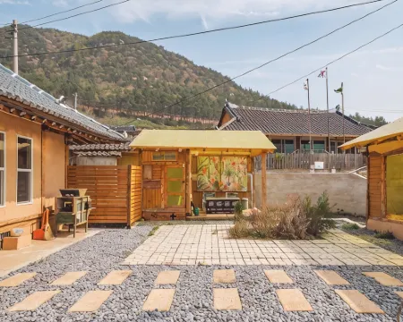 Goheung Namsoonjae Hanok Stay 高興郡酒店