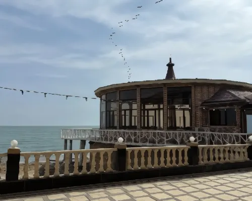 Ocean Hotels in Derbent