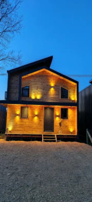 Riverhouse Luis. Neues Gemütliches Ferienhaus Direkt an der Ada Bojana Hotels in 