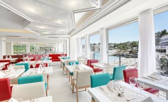 Grupotel Ibiza Beach Resort - Adults Only