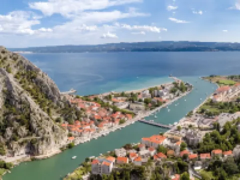 Hotel Villa Dvor Hotels in Omiš